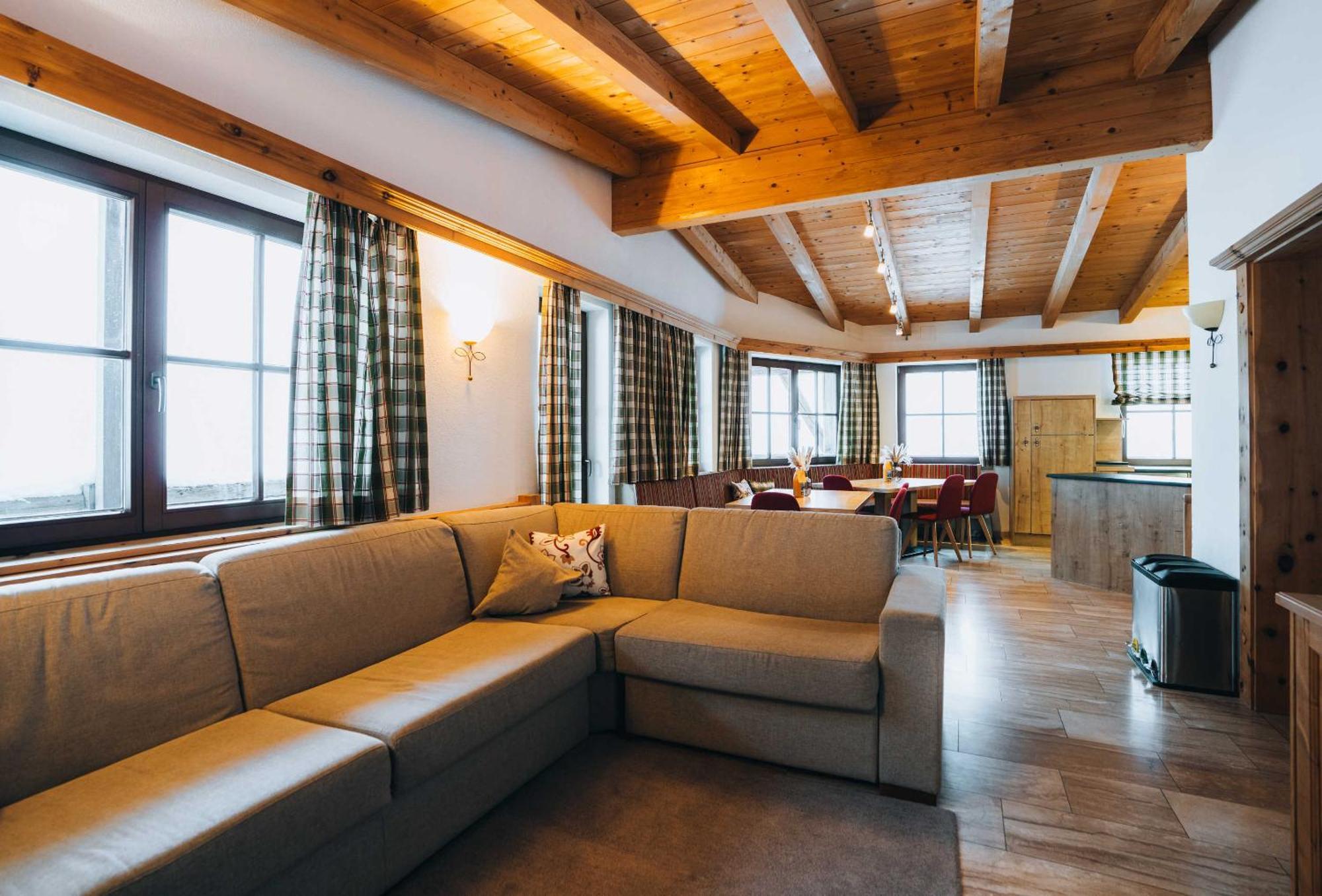 Aparthotel Gruenwald 3*
