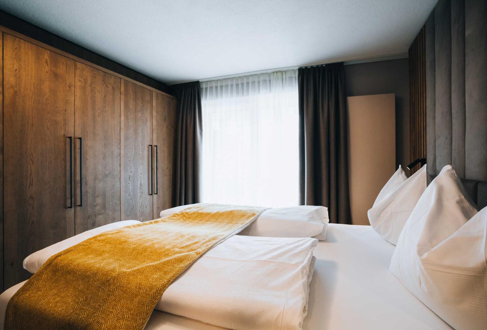 Gruenwald Aparthotel 3*