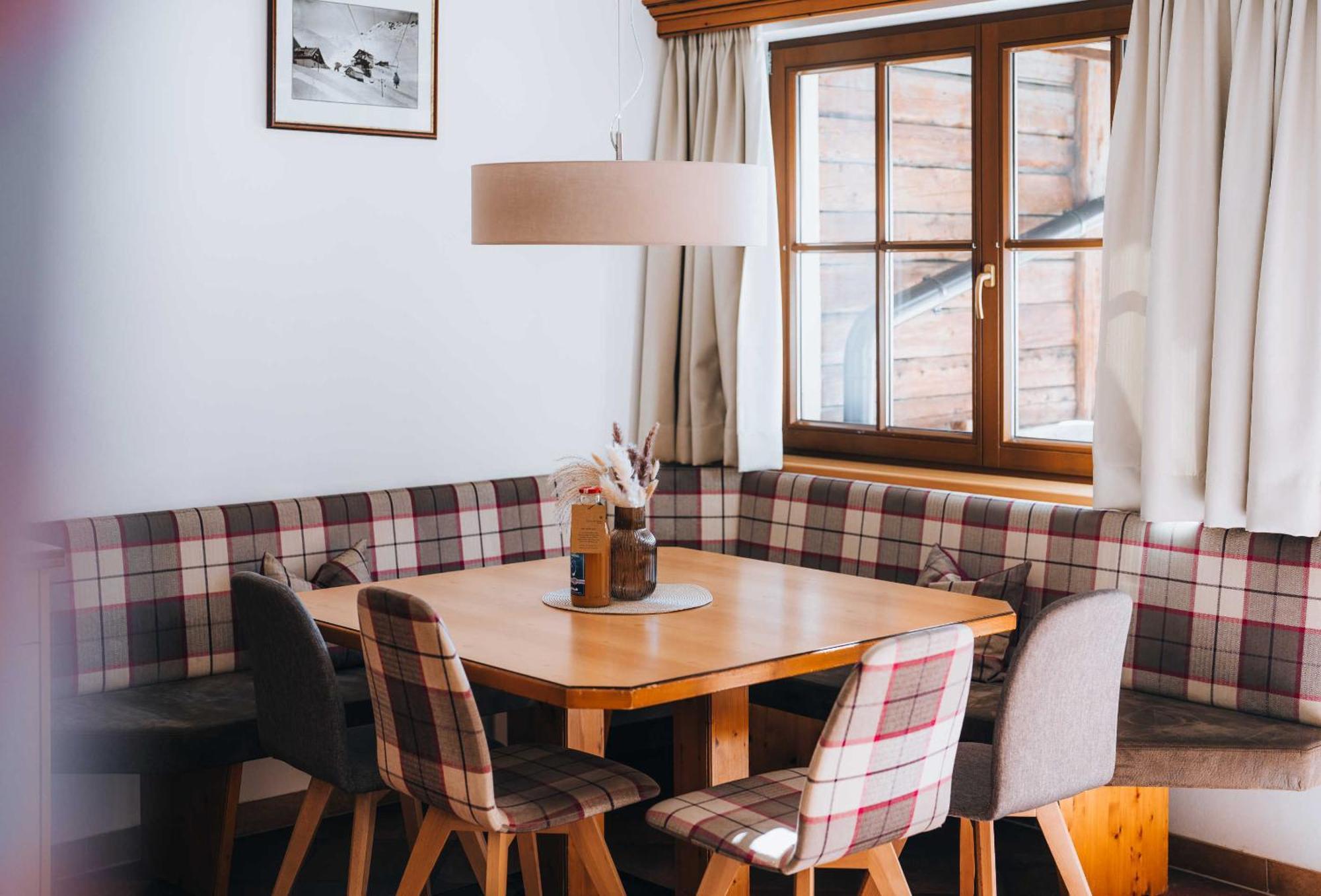 Grünwald Aparthotel 3*